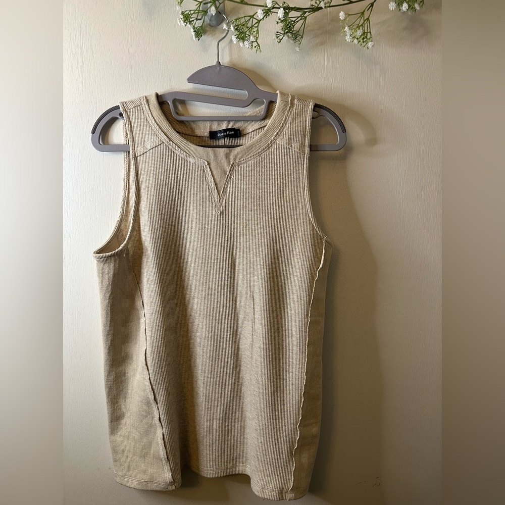 Doe & Rae | Beige Sleeveless Top